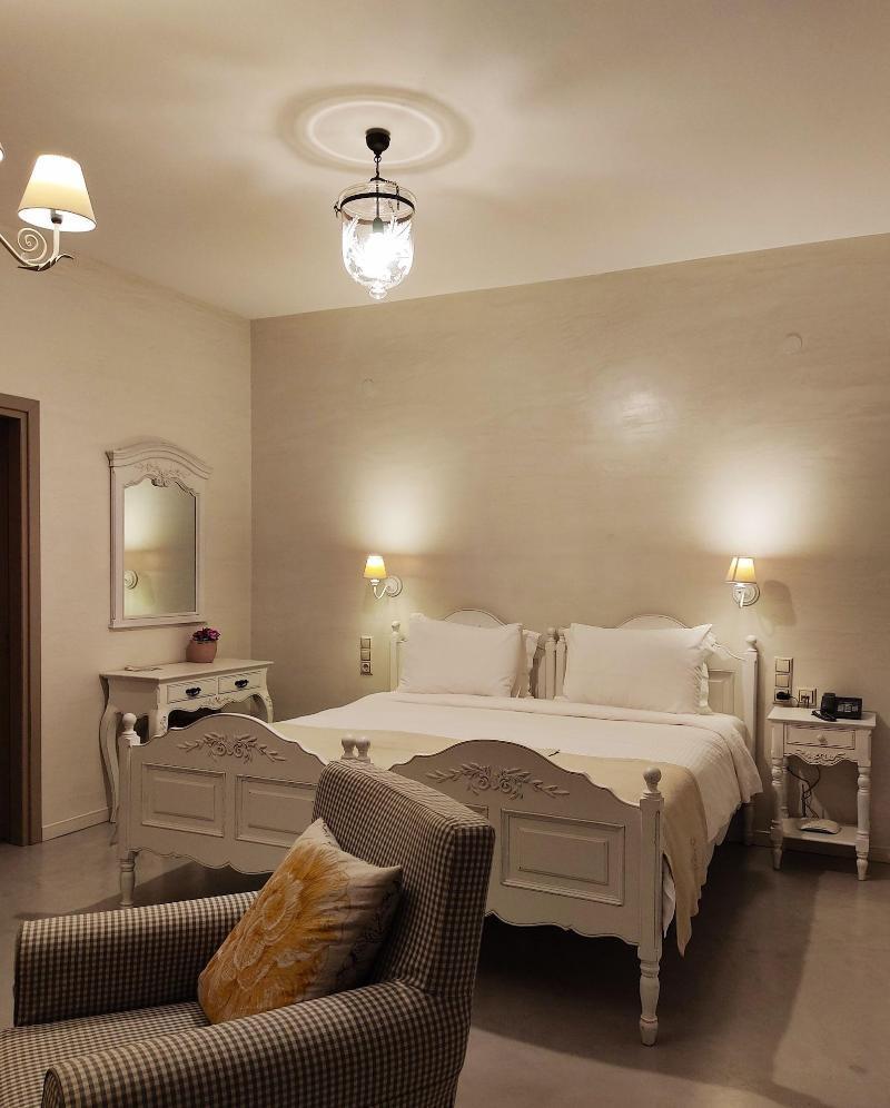 Haones Suites Ioannina Bagian luar foto
