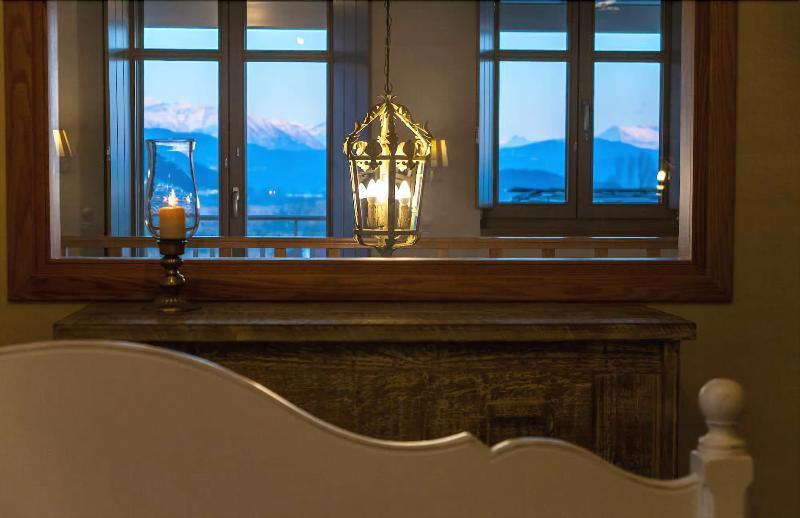 Haones Suites Ioannina Bagian luar foto
