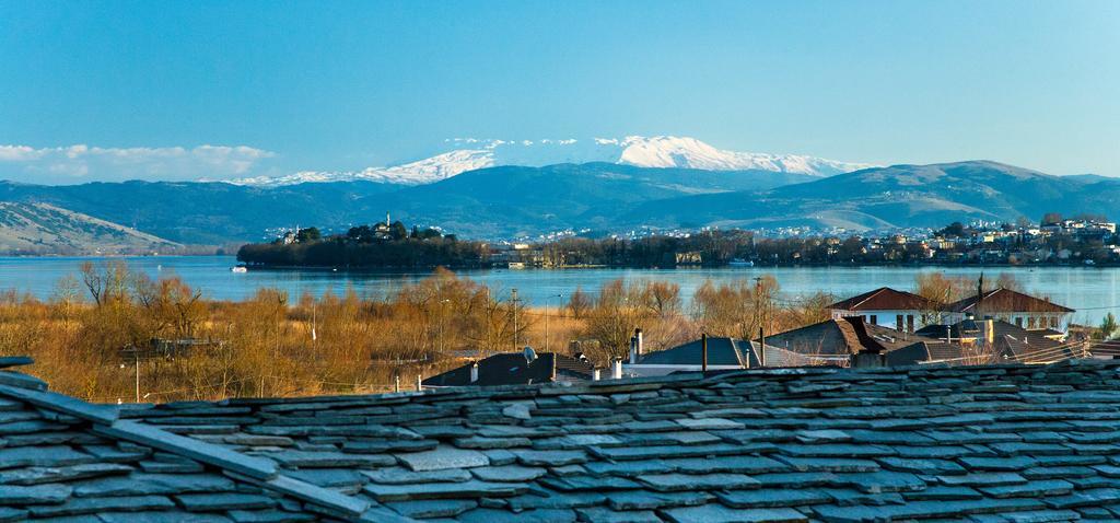 Haones Suites Ioannina Ruang foto
