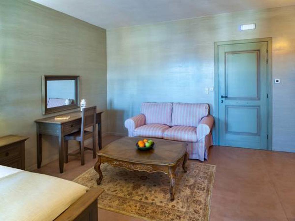 Haones Suites Ioannina Ruang foto
