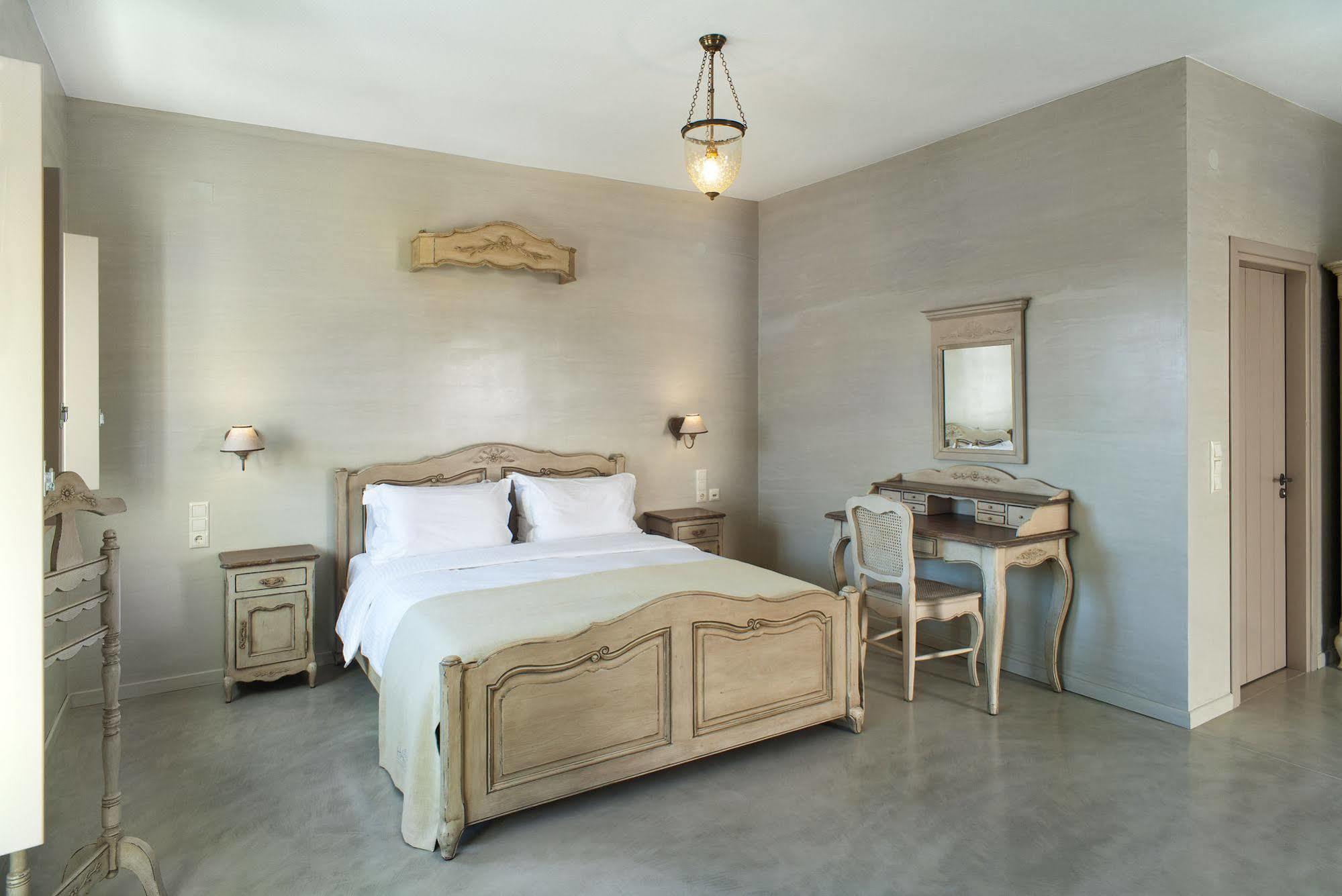 Haones Suites Ioannina Bagian luar foto